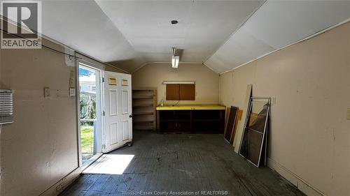 377 Chappell, Windsor, ON - Indoor
