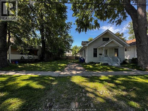 377 Chappell, Windsor, ON - Outdoor