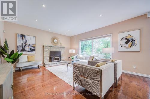 4468 Beacon Lane, Mississauga, ON - Indoor Photo Showing Living Room With Fireplace