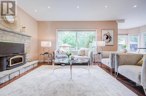4468 Beacon Lane, Mississauga, ON - Indoor Photo Showing Living Room With Fireplace