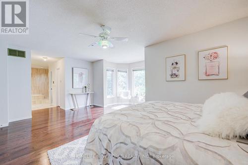 4468 Beacon Lane, Mississauga, ON - Indoor Photo Showing Bedroom