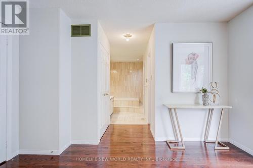 4468 Beacon Lane, Mississauga, ON - Indoor Photo Showing Other Room