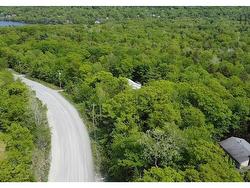 Lot Confederation Avenue  Fall River, NS B2T 1M9