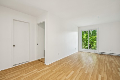 Vue d'ensemble - 8-68 6E Avenue, L'Île-Perrot, QC - Indoor Photo Showing Other Room