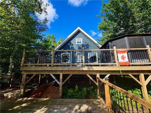 27 Binks Cres, Harvey, NB 