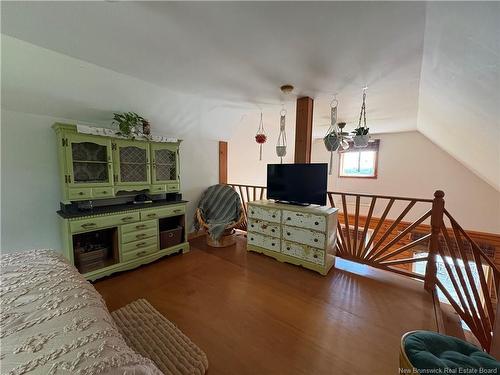 27 Binks Cres, Harvey, NB 