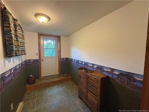 27 Binks Cres, Harvey, NB 