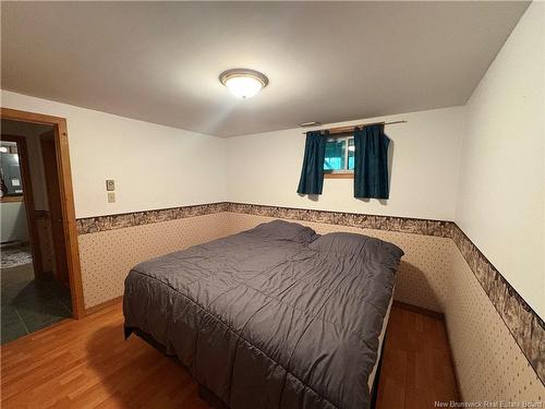 27 Binks Cres, Harvey, NB 