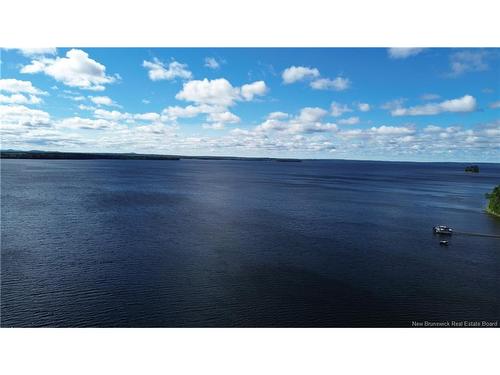 27 Binks Cres, Harvey, NB 