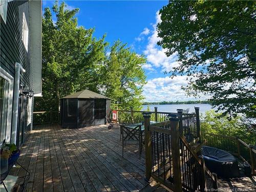 27 Binks Cres, Harvey, NB 