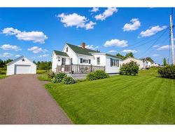 77 Fairfield RD Sackville, NB E4G 2P4