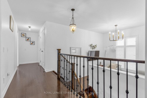 44 Headwind Boulevard, Vaughan, ON - Indoor Photo Showing Other Room