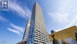 803 - 5 BUTTERMILL AVENUE Vaughan, ON L4K 0J5