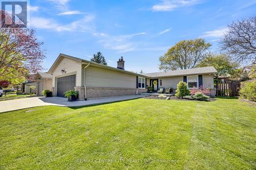 27 BARTLETT CRESCENT  London South (South M), ON N6K 1W3