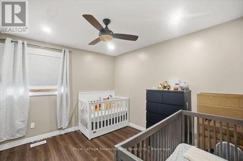 15 Sharpe Street, Brant (Paris), ON - Indoor Photo Showing Bedroom