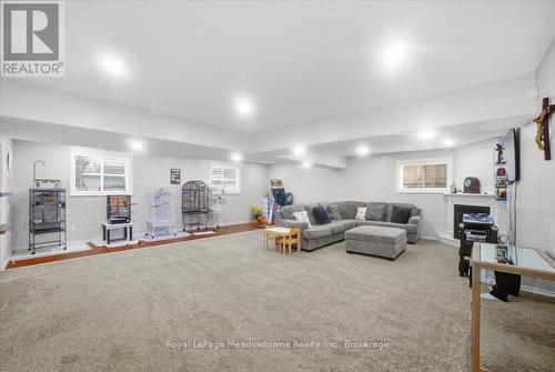 15 Sharpe Street, Brant (Paris), ON - Indoor