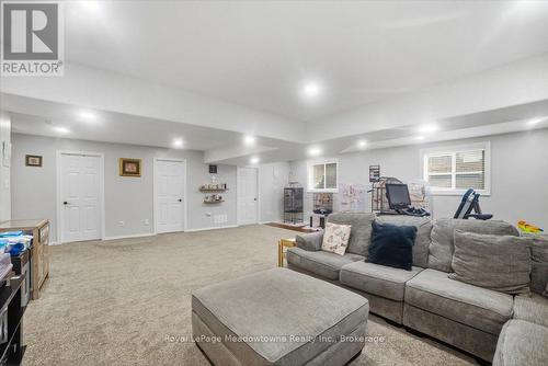 15 Sharpe Street, Brant (Paris), ON - Indoor