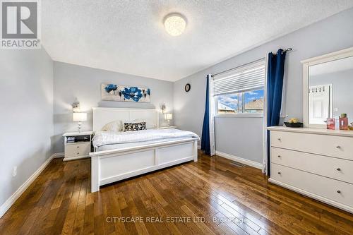 764 Avocado Crescent, Mississauga, ON - Indoor Photo Showing Bedroom