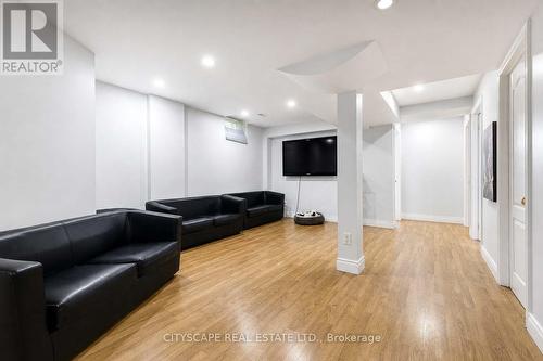 764 Avocado Crescent, Mississauga, ON - Indoor