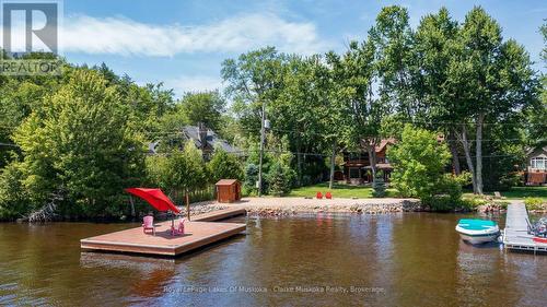 1040 7Th Heaven Lane, Bracebridge (Muskoka (N)), ON - Outdoor With Body Of Water