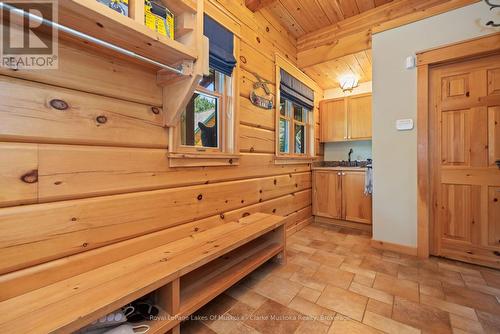 1040 7Th Heaven Lane, Bracebridge (Muskoka (N)), ON - Indoor
