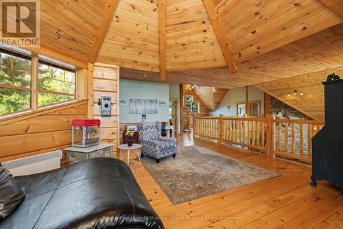 1040 7Th Heaven Lane, Bracebridge (Muskoka (N)), ON - Indoor