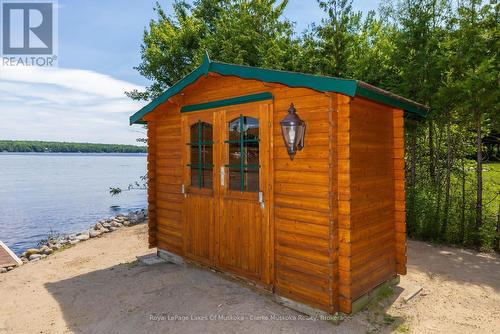 1040 7Th Heaven Lane, Bracebridge (Muskoka (N)), ON - Outdoor With Body Of Water