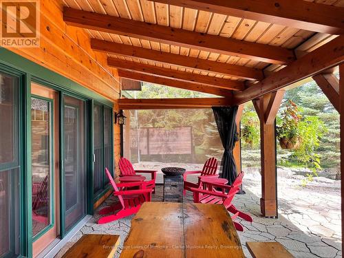 1040 7Th Heaven Lane, Bracebridge (Muskoka (N)), ON - Outdoor With Deck Patio Veranda With Exterior