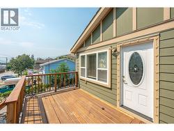 Deck and entrance - 
