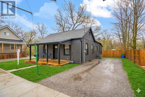 2 OPECHEE STREET  St. Thomas, ON N5R 1V9