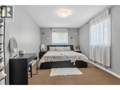 1863 Cathy Avenue, Kelowna, BC - Indoor Photo Showing Bedroom