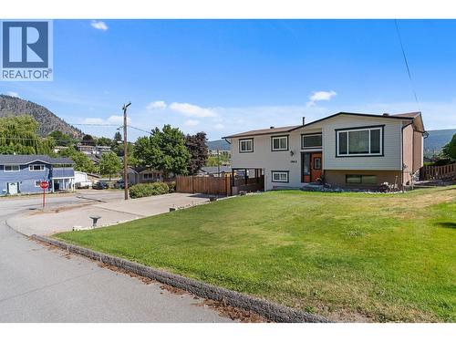 1863 Cathy Avenue, Kelowna, BC - Outdoor
