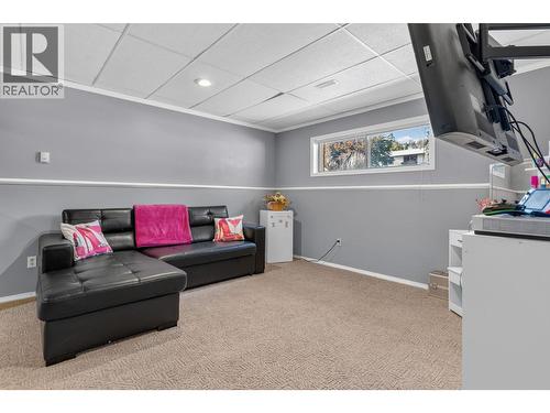 1863 Cathy Avenue, Kelowna, BC - Indoor Photo Showing Other Room