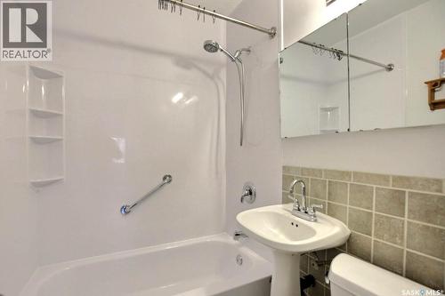 2354 Mcara Street, Regina, SK - Indoor Photo Showing Bathroom