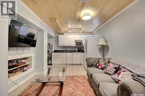 2354 Mcara Street, Regina, SK - Indoor