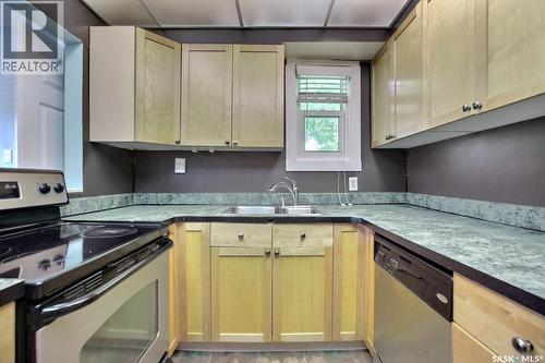 2354 Mcara Street, Regina, SK - Indoor Photo Showing Kitchen
