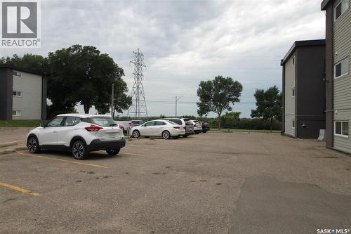 2 2106 Ste Cecilia Avenue, Saskatoon, SK - Outdoor