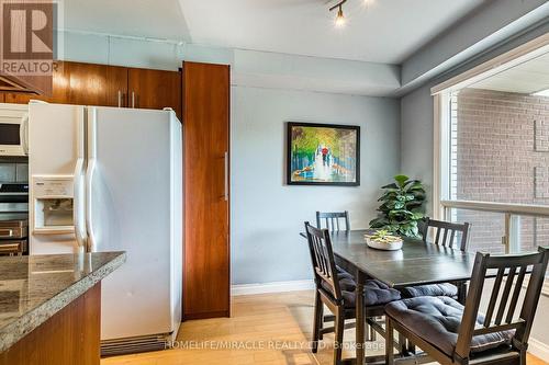 2335 Council Ring Road, Mississauga, ON - Indoor Photo Showing Dining Room