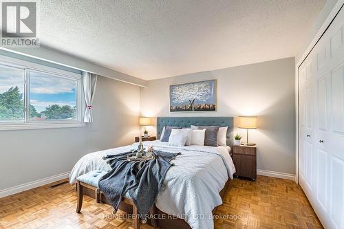 2335 Council Ring Road, Mississauga, ON - Indoor Photo Showing Bedroom