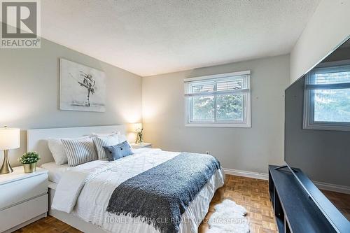 2335 Council Ring Road, Mississauga, ON - Indoor Photo Showing Bedroom