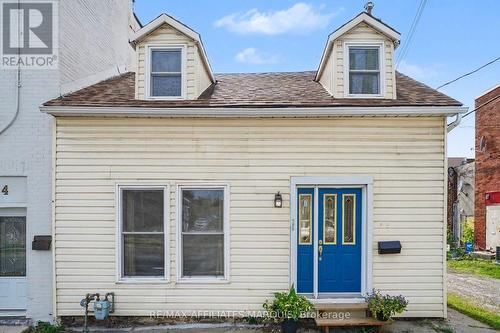 26 MARKET STREET N  Smiths Falls, ON K7A 2E6