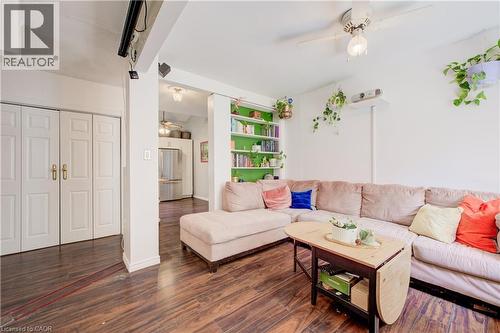 127 Henderson Street, Cambridge, ON - Indoor Photo Showing Kitchen