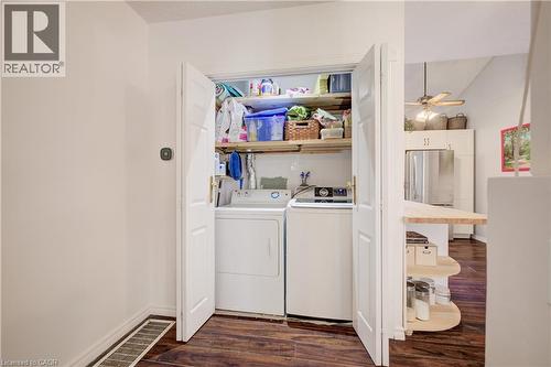 127 Henderson Street, Cambridge, ON - Indoor Photo Showing Bedroom
