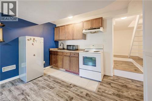 127 Henderson Street, Cambridge, ON - Outdoor