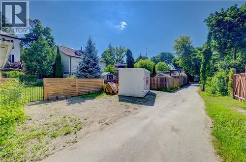 127 Henderson Street, Cambridge, ON - Outdoor