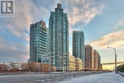1801 - 220 BURNHAMTHORPE ROAD W  Mississauga, ON L5B 4N4