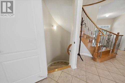 1382 Avon Drive, Mississauga, ON - Indoor Photo Showing Other Room