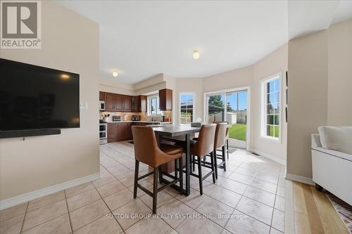 1382 Avon Drive, Mississauga, ON - Indoor Photo Showing Dining Room