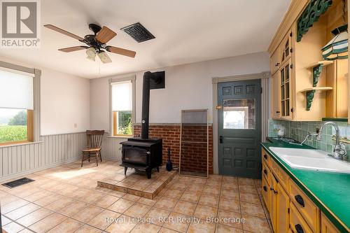 611808 Southgate Sideroad 61, Southgate, ON - Indoor