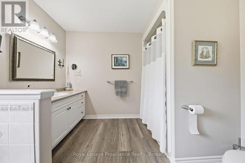 31 Huron Drive, Brighton, ON - Indoor Photo Showing Bathroom